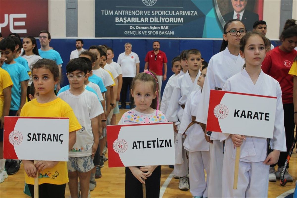 Kırklareli'nde spor okulları ve engelsiz yaz spor okulları açıldı