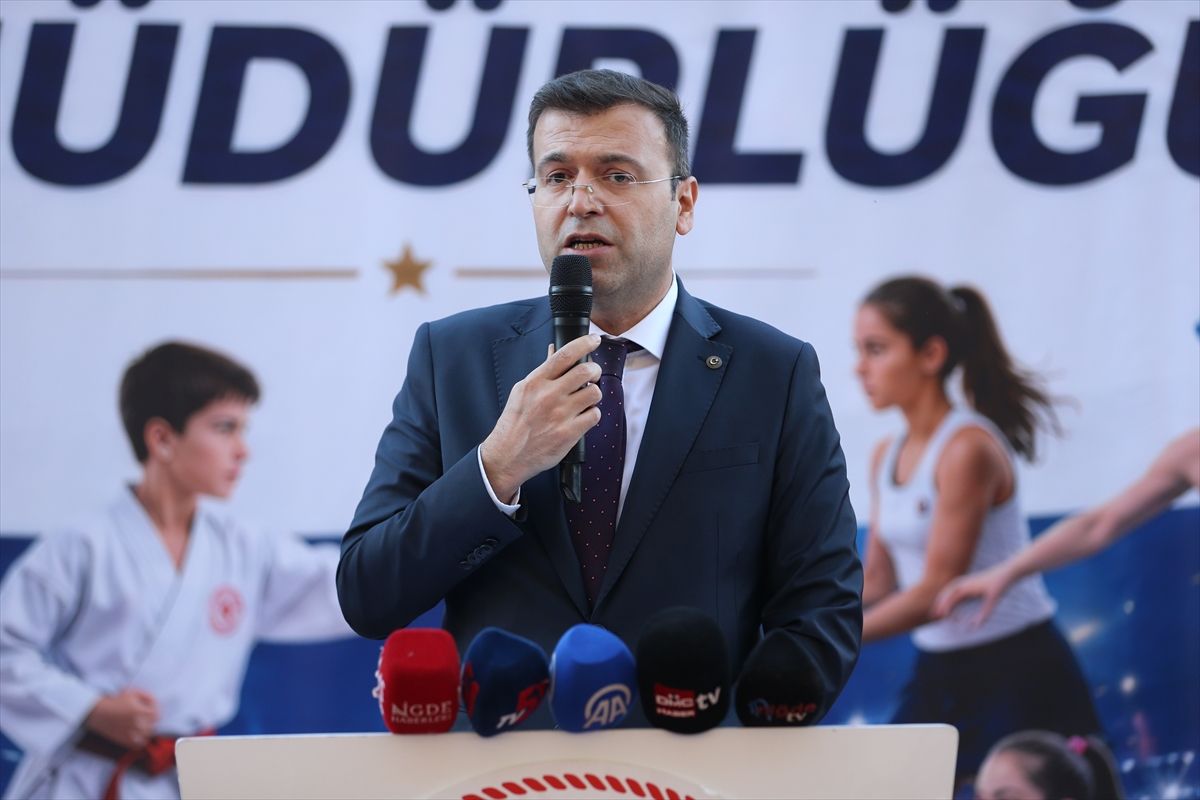 Kırşehir ve Niğde'de Gençlik ve Spor Bakanlığı Spor Okulları açılış töreni