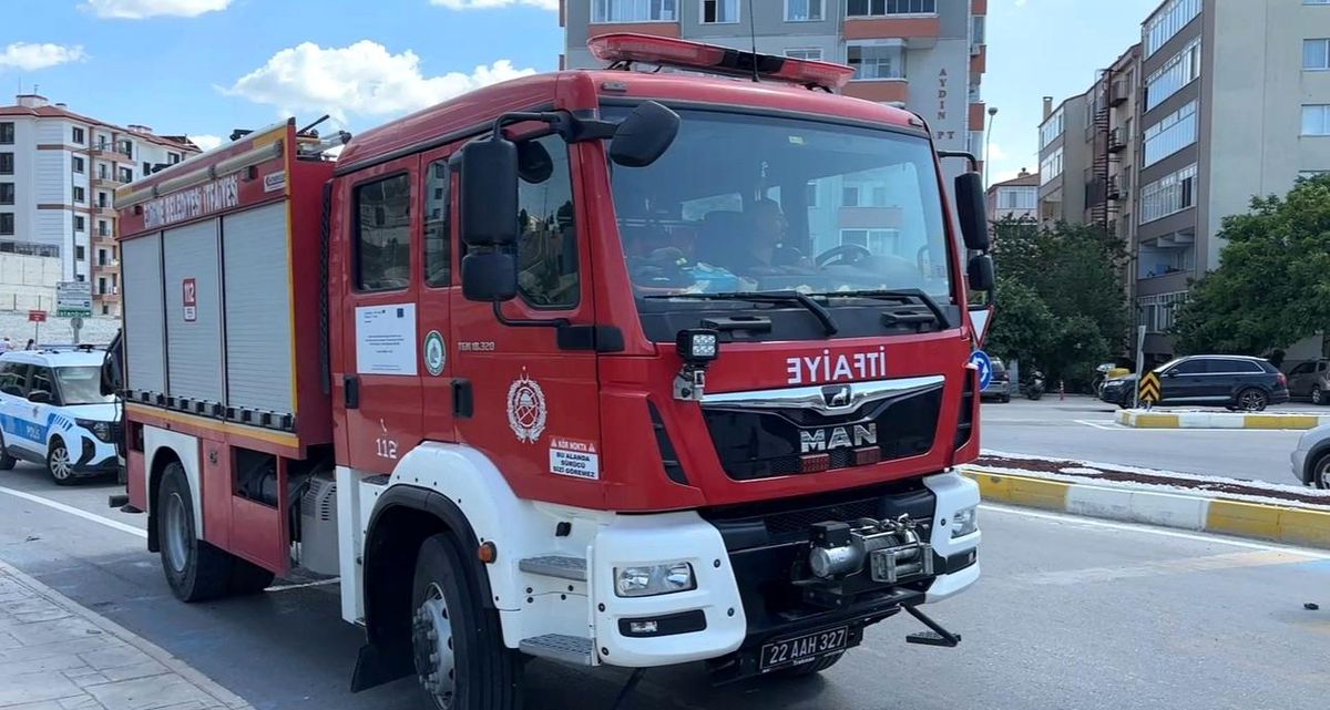 Yoldan çıkan otomobil tarlaya uçtu: 2 yaralı