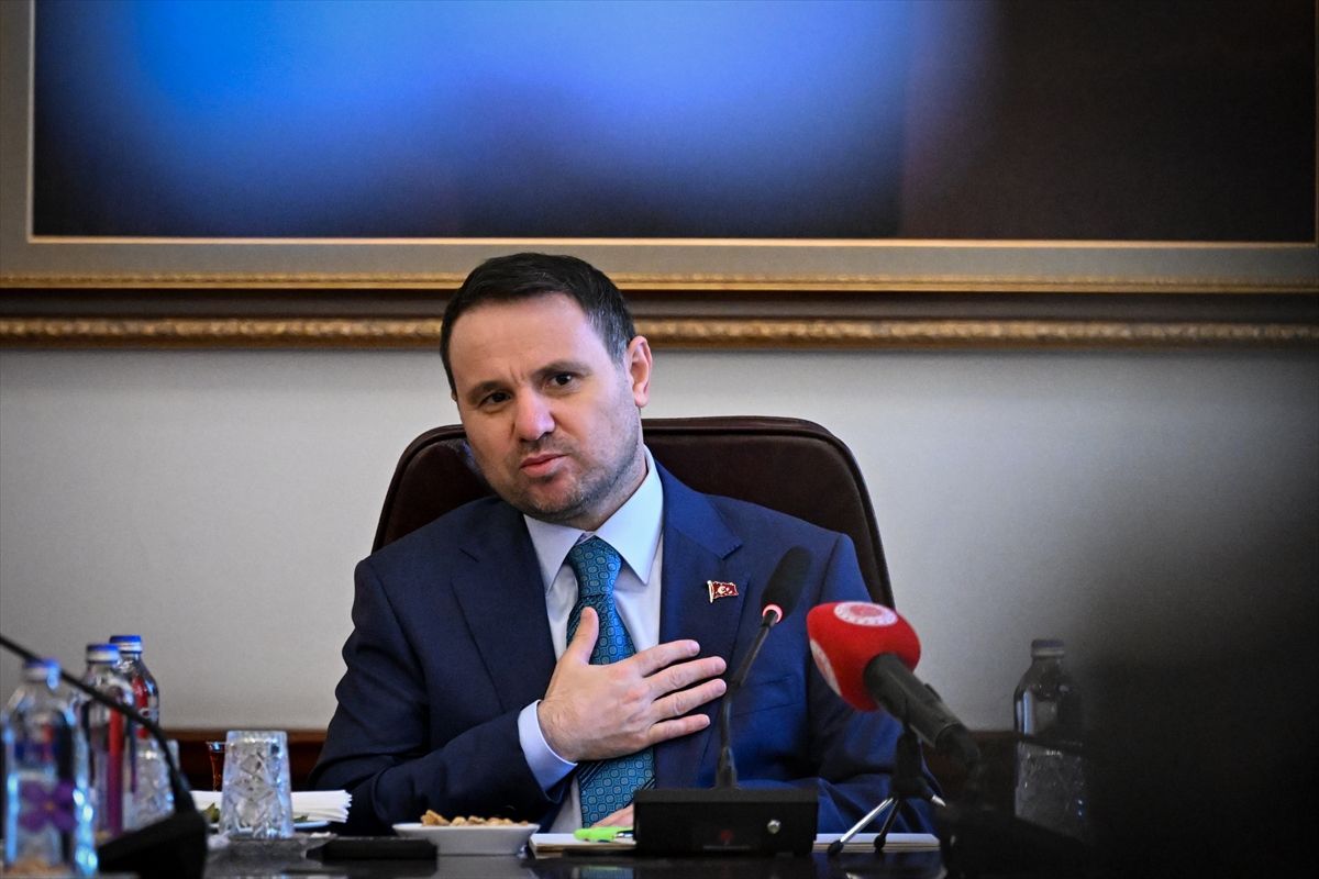 Adalet Bakanı Gürlek, stajyer avukatları kabul etti