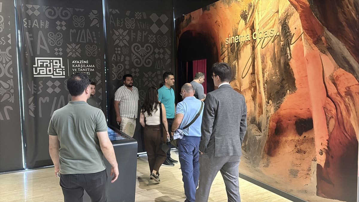 Afyonkarahisar'daki 'Türkiye'nin Gastrodiplomasi Modeli: Sofra ve Miras' programı Frigya gezisiyle sona erdi