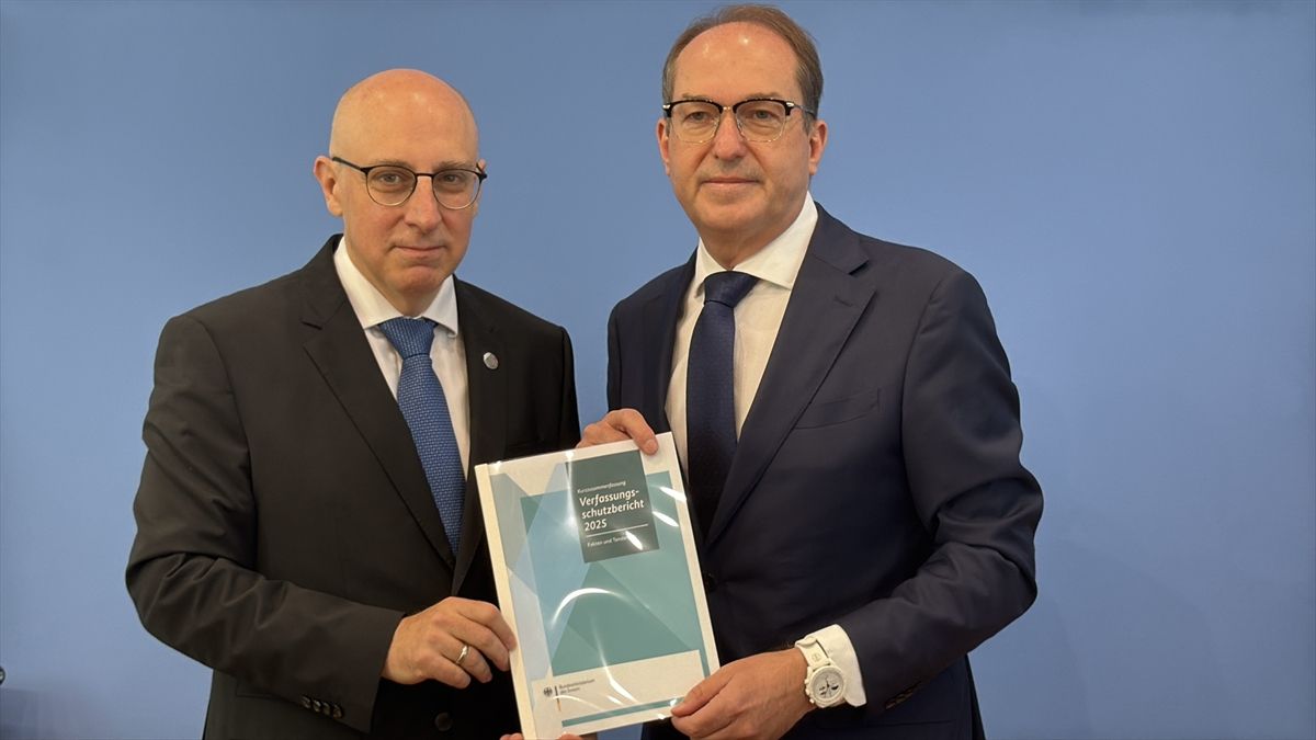 Almanya'da aşırı sağcı sayısı ve şiddet suçlarında artış