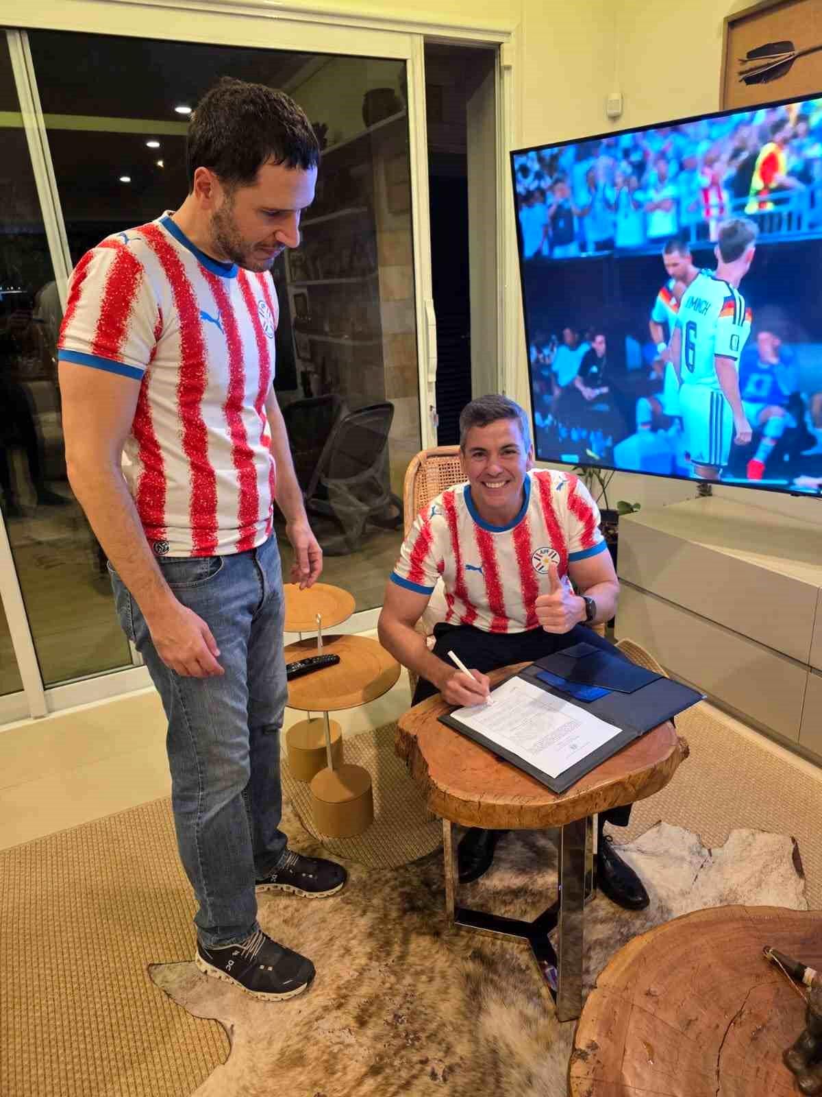 Almanya'yı eleyen Paraguay, ulusal tatil ilan etti
