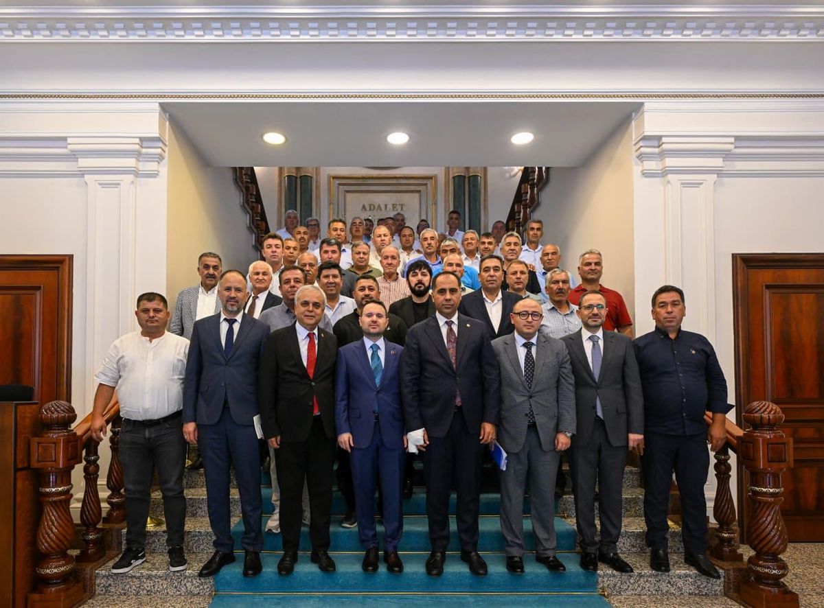 Adalet Bakanı Akın Gürlek, Erdemli Belediye Başkanı ve muhtarları kabul etti