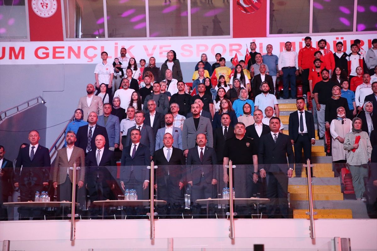 Erzurum'da 5 bin çocuk ve genç Yaz Spor Okullarına başladı
