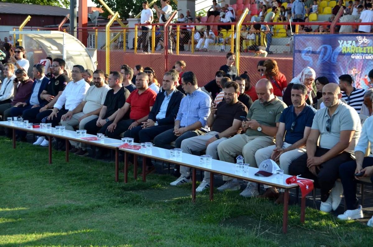 GSB İzmir spor okulları Bayındır'da törenle açıldı