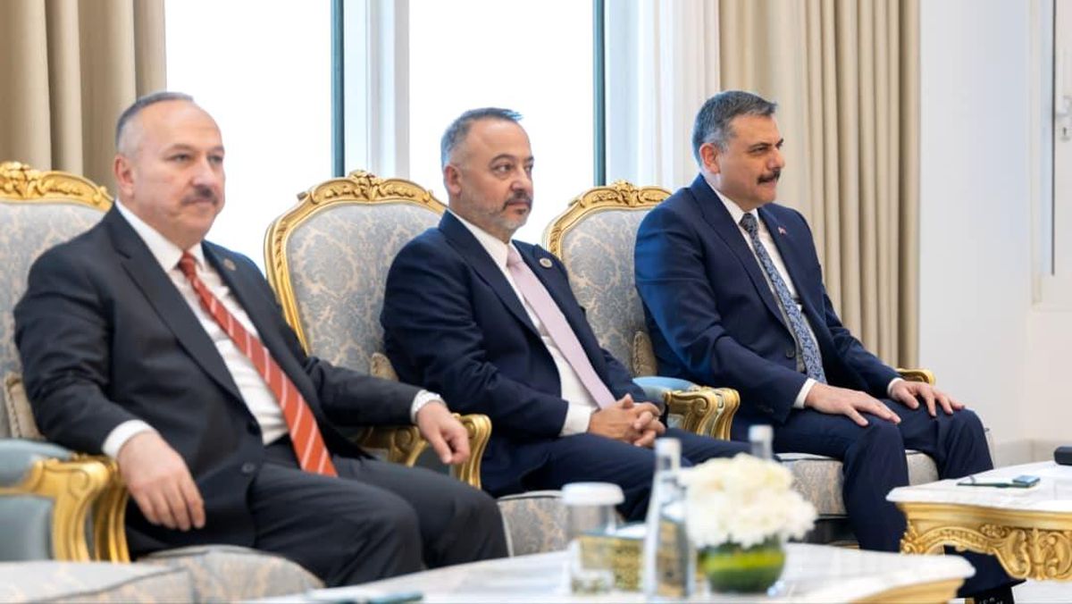 İçişleri Bakanı Mustafa Çiftçi ve Suriye Devlet Başkanı Ahmed eş-Şara'nın görüşmesi
