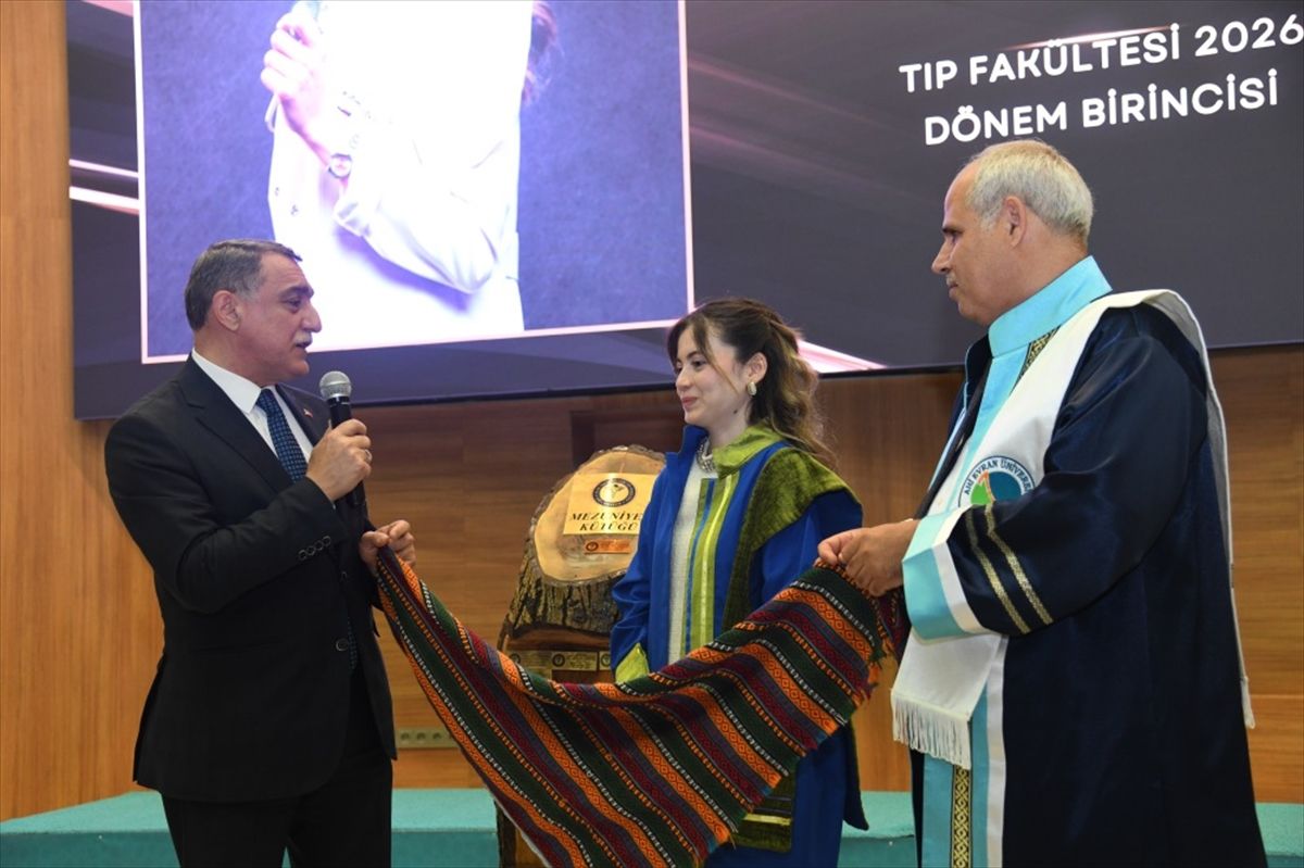 KAEÜ, mezunlarını 'Ahilik yemini' ile uğurladı