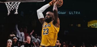 Los Angeles Lakers, LeBron James'e veda etti