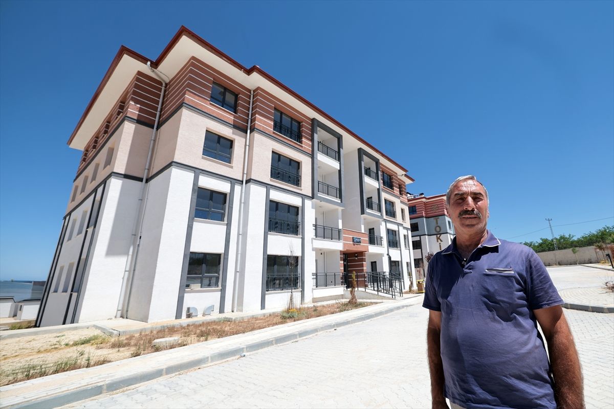 Malatya'da 142 deprem konutu teslim edildi