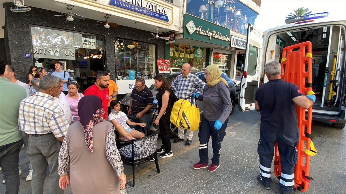 Nazilli'de otomobilin çocuğa çarpması güvenlik kamerasında