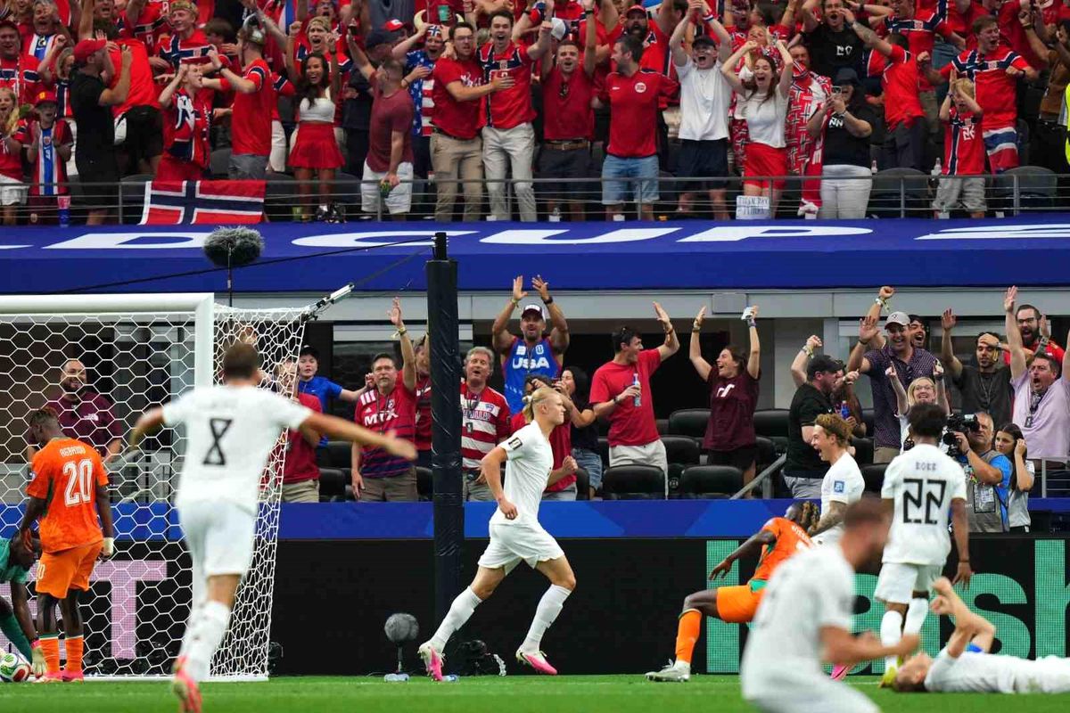 Norveçli futbolcuların sevinç anı