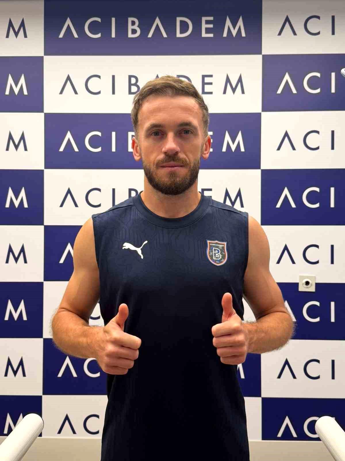 RAMS Başakşehir futbolcuları sağlık kontrolünde