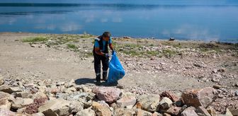 Sapanca Gölü'nde 200 personelle temizlik çalışması yapıldı