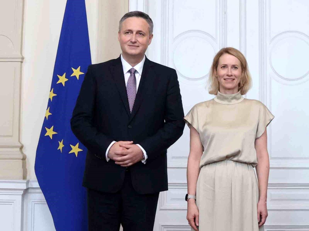 AB'den Bosna Hersek'e reform uyarısı