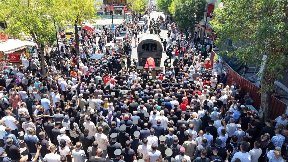 Uzman Çavuş Şehit Oldu, Aksaray’da Uğurlandı