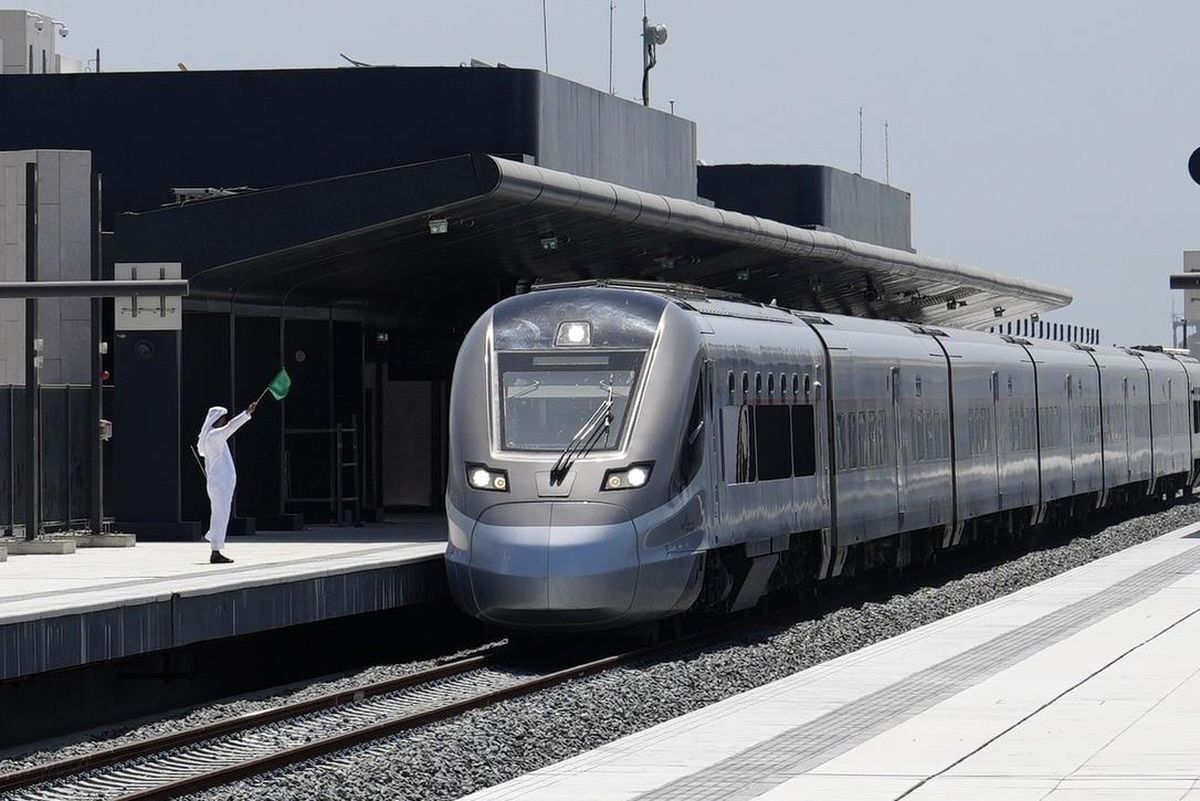 Etihad Rail treni deneme seferleri