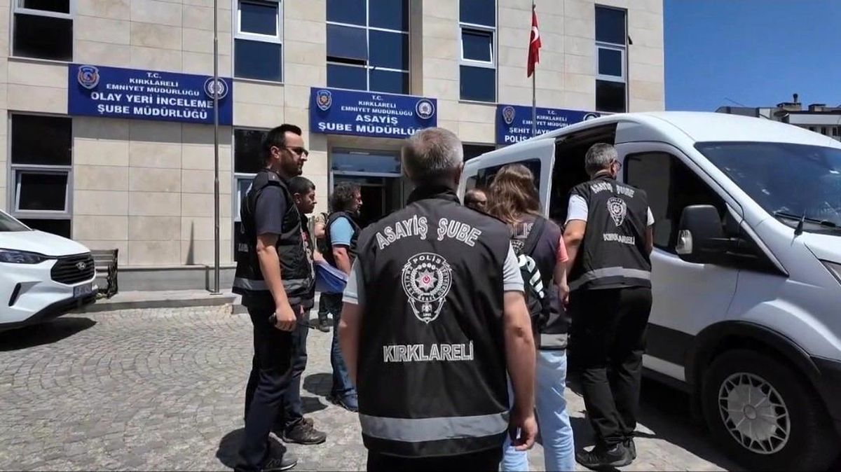 Araçların şase numaralarını değiştirip piyasaya süren örgüte operasyon: 42 gözaltı