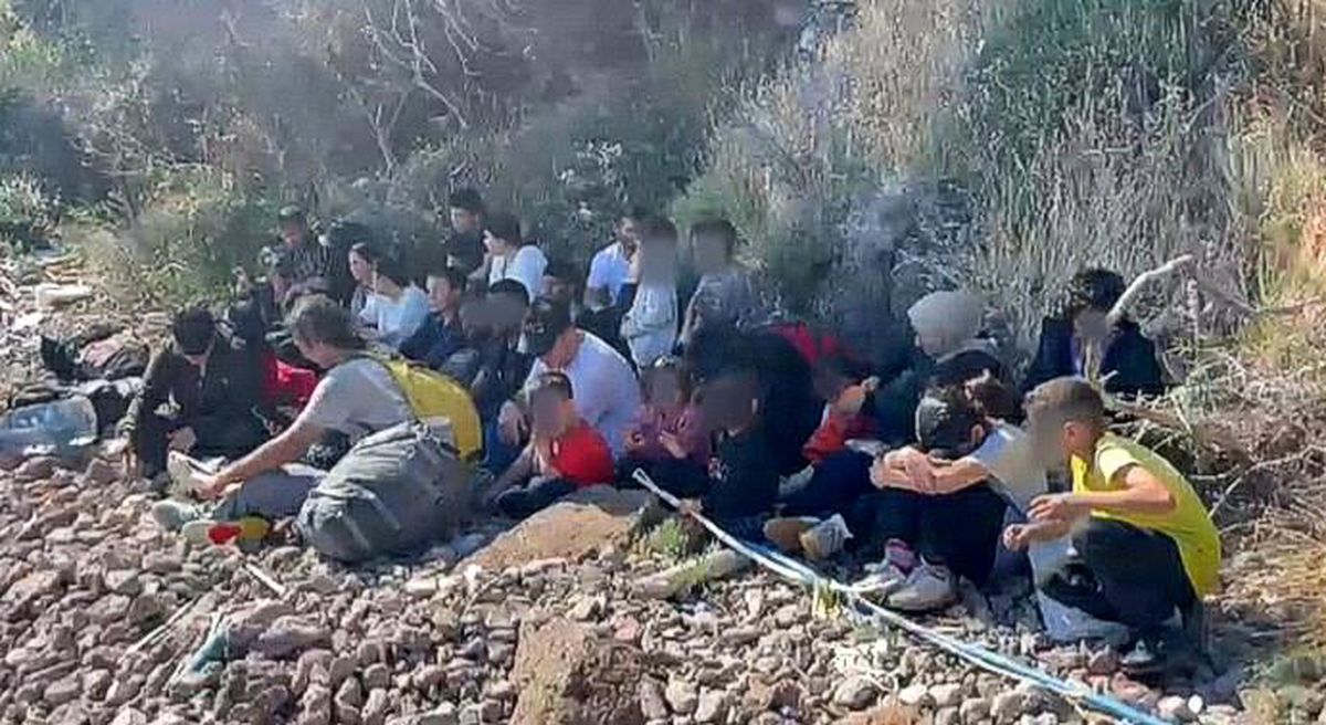 Çanakkale Ayvacık kıyılarında gerçekleştirilen operasyon sonrası Sahil Güvenlik botu