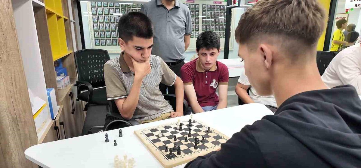 Türkiye ve Azerbaycanlı öğrencilerin katıldığı spor etkinliği