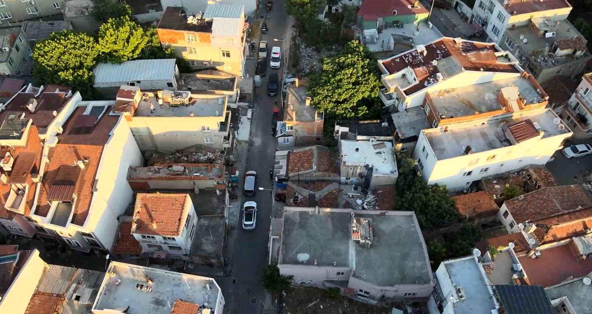 Çanakkale'de organize suç örgütü operasyonu sonucu 7 kişi tutuklandı.