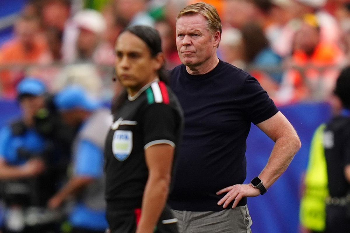 Ronald Koeman Hollanda Milli Takımı teknik direktörü olarak görev yaparken.