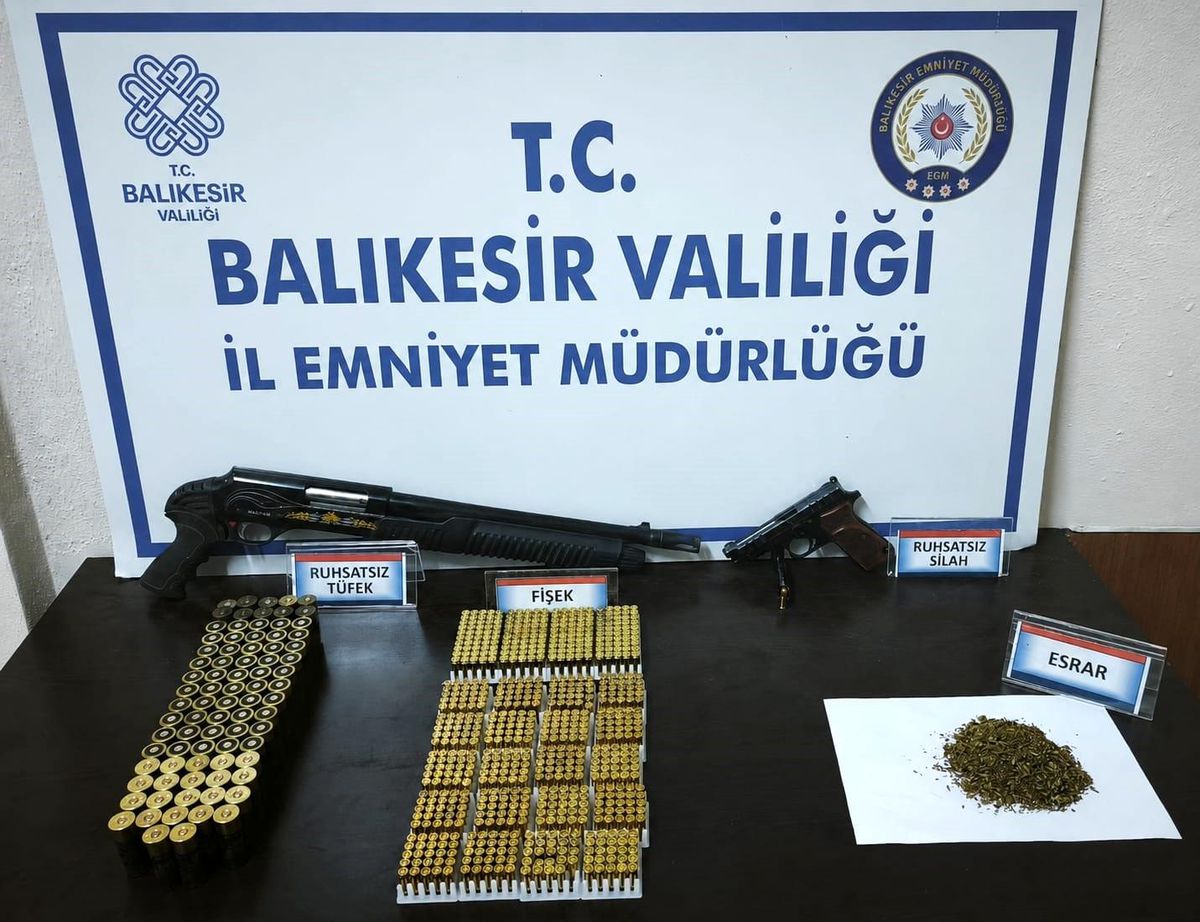 Erdek'te uyuşturucu ve silah operasyonu