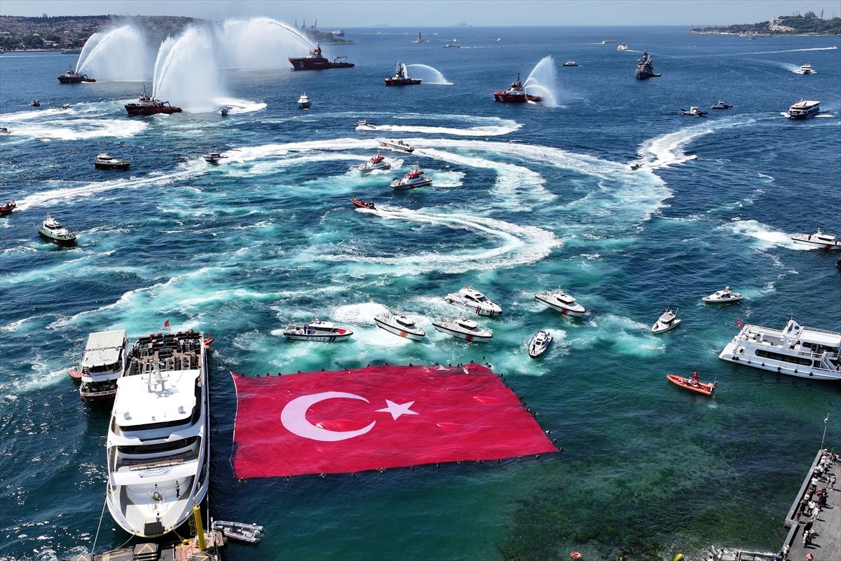 İstanbul'da Kabotaj Bayramı'nın 100. yılı coşkuyla kutlandı
