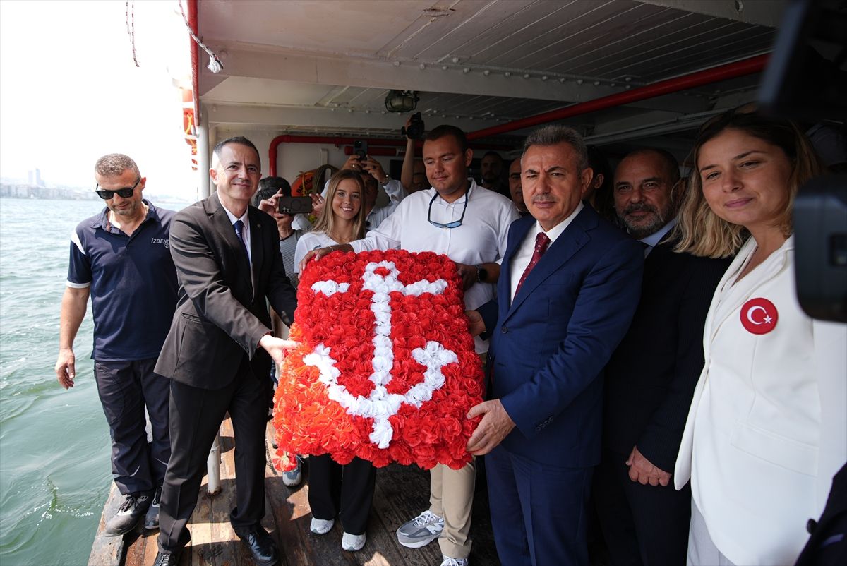İzmir'de Kabotaj Bayramı coşkuyla kutlandı