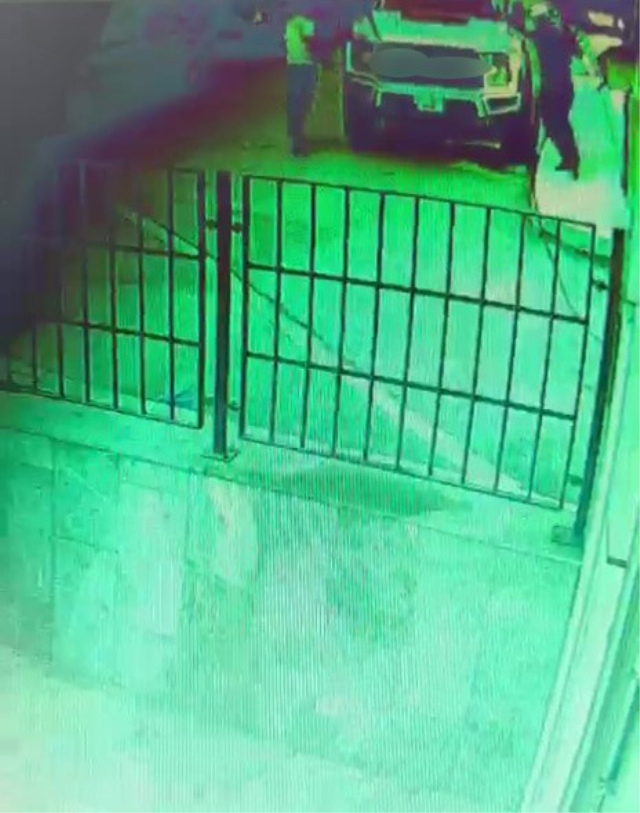 المطاردة بين شخصين