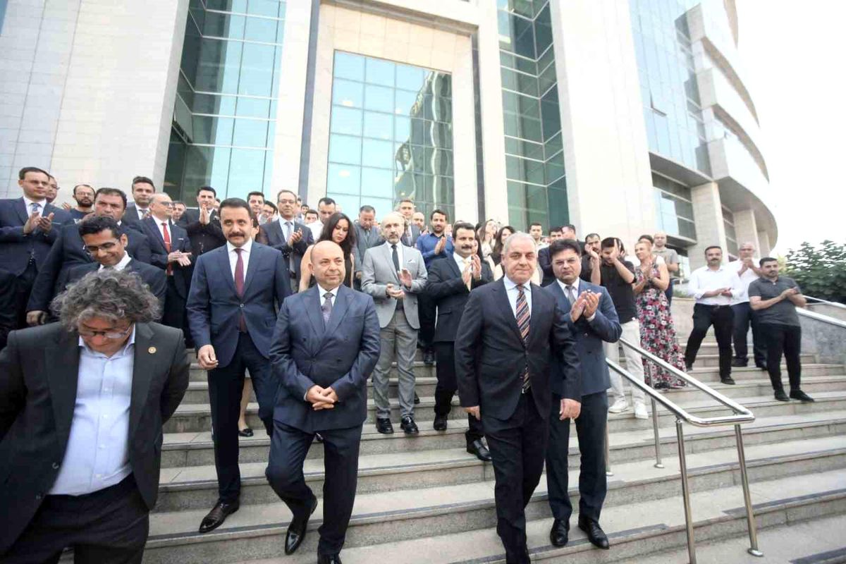 Mersin Cumhuriyet Başsavcısı Ahmet Çelikkol Adana'ya uğurlandı