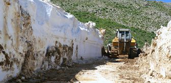 Muş'ta temmuzda da ekiplerin kar mesaisi sürüyor