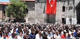 Pençe-Kilit'te şehit düşen Uzman Çavuş Hilal, Aksaray'da son yolculuğuna uğurlandı