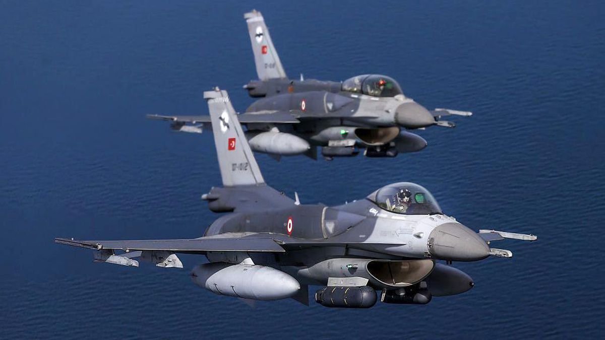 Somali Savunma Bakanlığı: 'Türk F-16'ları Eş Şebab militanlarını vurdu'