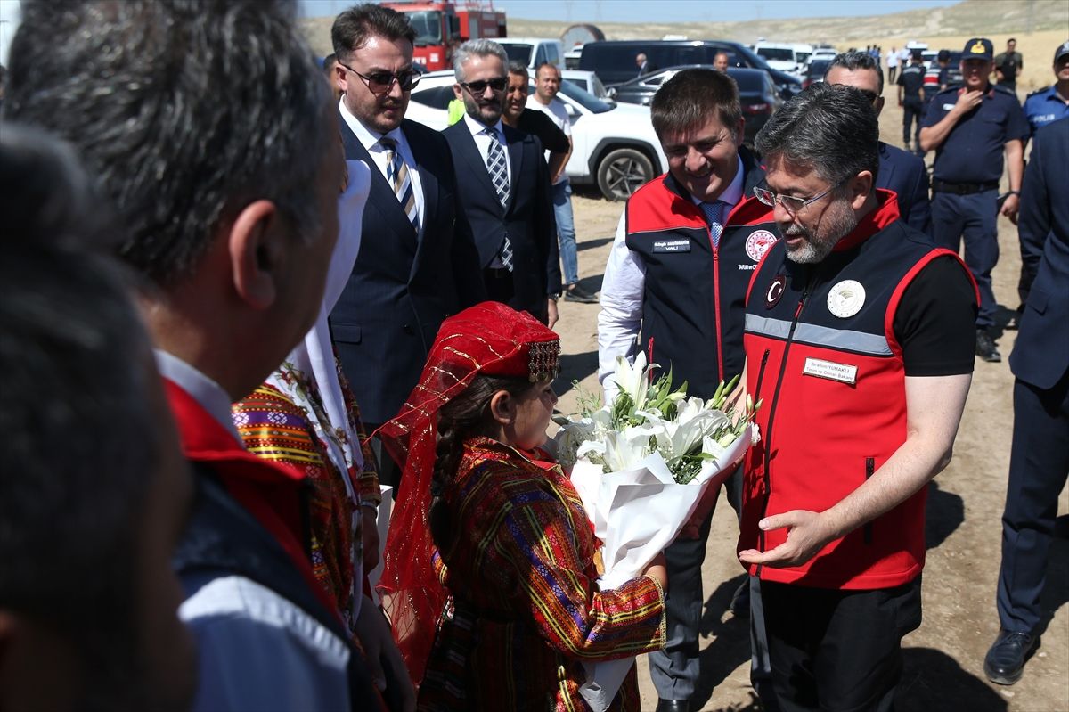 Bakan Yumaklı: 21 günde 1 milyon ton ürün alarak rekor kırdık
