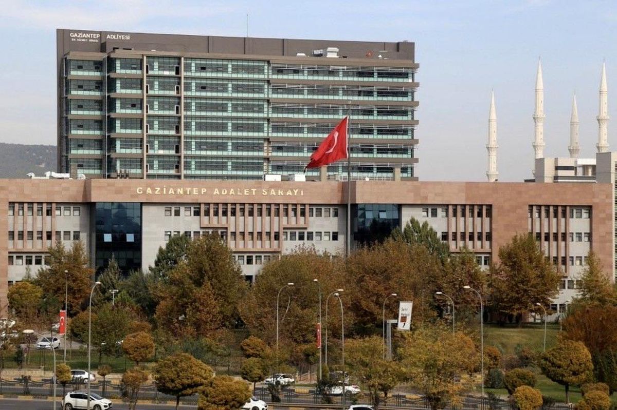 Trafikte 'önüme geçtin' kavgası cinayetle sonuçlandı: Sanıklar ilk kez hakim karşısına çıktı