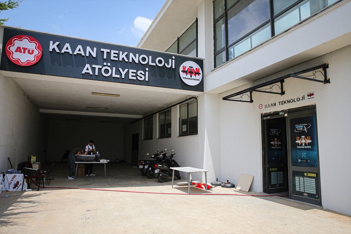 Üniversiteliler ABD'de insansız hava aracı 'TÜRKHAN' ile birincilik arayacak