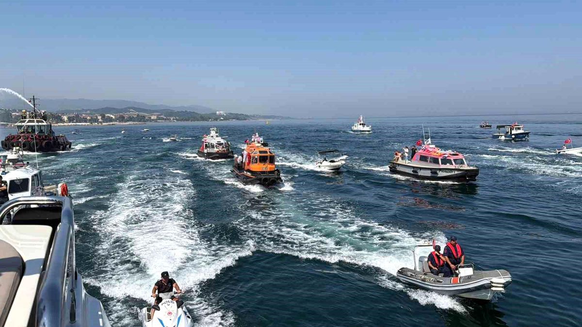 Yalova'da Denizcilik Bayramı Coşkusu