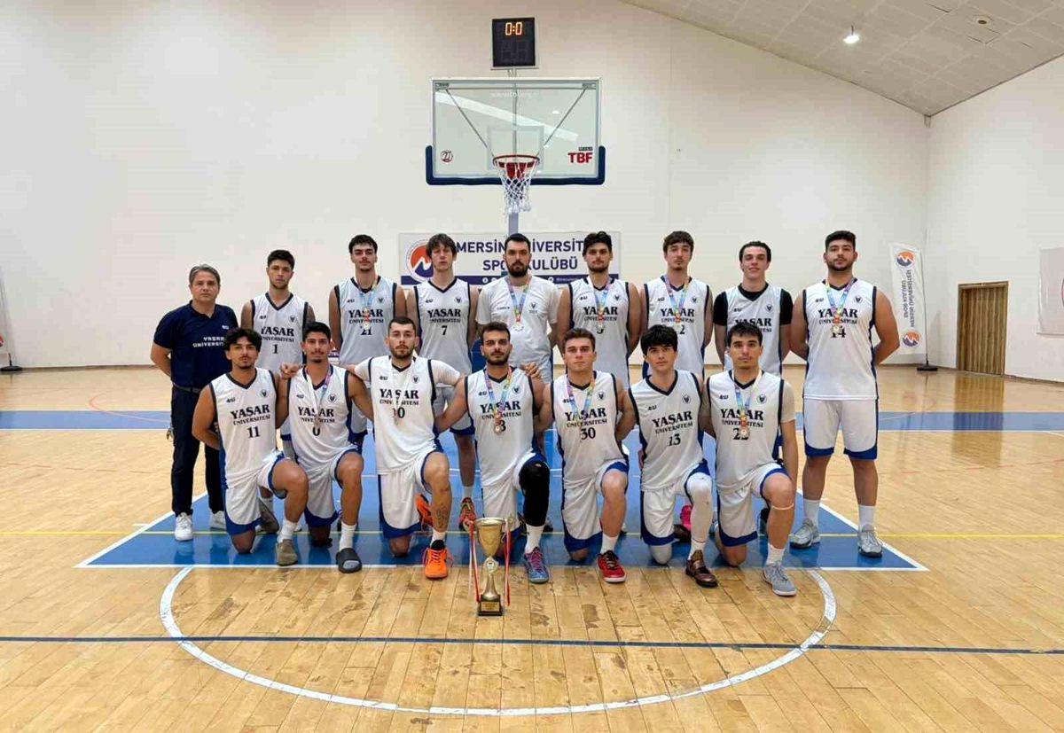 Yaşar Üniversitesi potada Türkiye ikincisi oldu