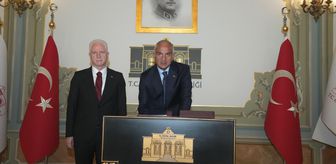 Bakan Ersoy, Vali Gül ile bir araya geldi: İstanbul'da kurumlar arası güçlü iş birliğine önem veriyoruz