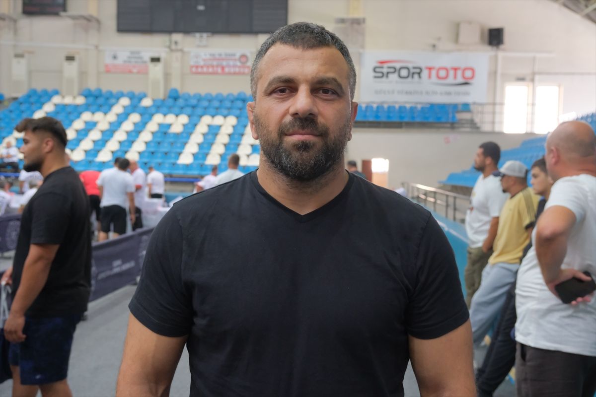 Başpehlivan Fatih Atlı, tecrübesiyle Kırkpınar'da altın kemeri kazanmak istiyor