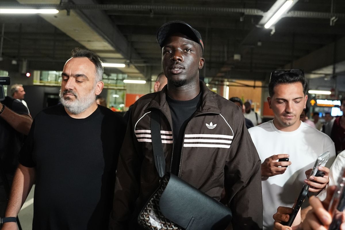Beşiktaş'ın yeni transferi Ouattara İstanbul'a geliyor
