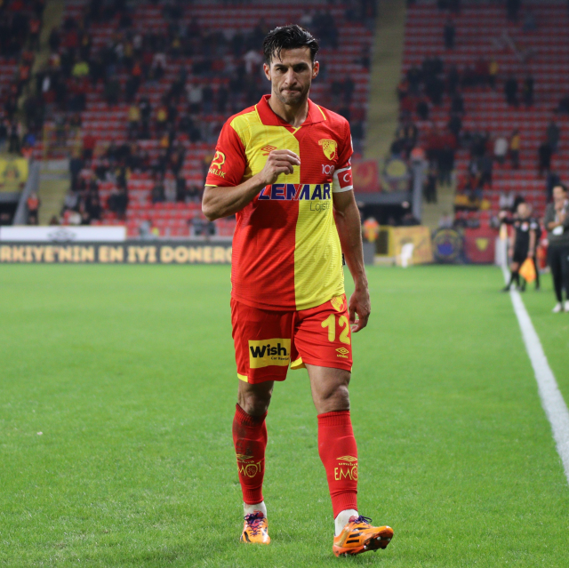 إسماعيل كويباشي يودع كرة القدم