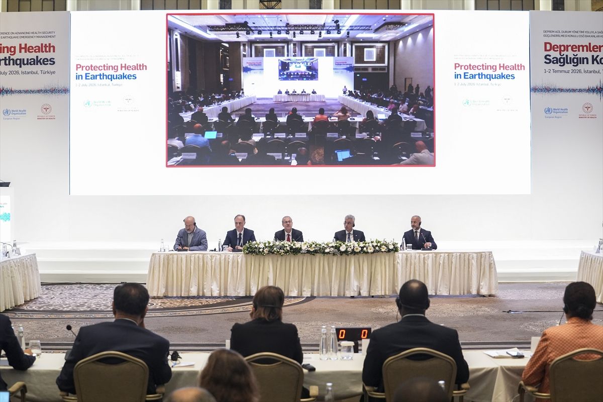 İstanbul'da düzenlenen DSÖ Bakanlar Konferansı'nın Bakanlar Oturumu yapıldı