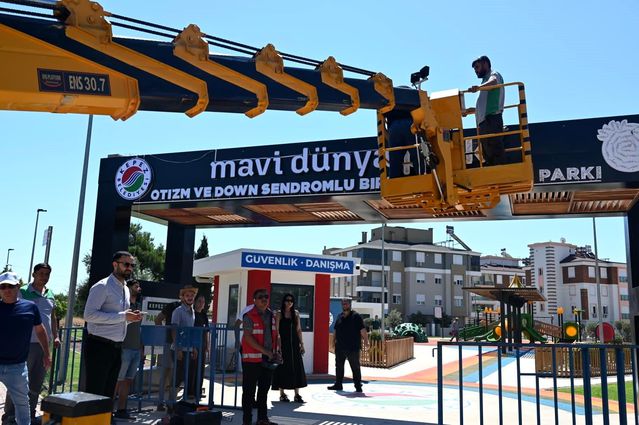 Kepez’e engel tanımayan proje: Mavi Dünya Parkı