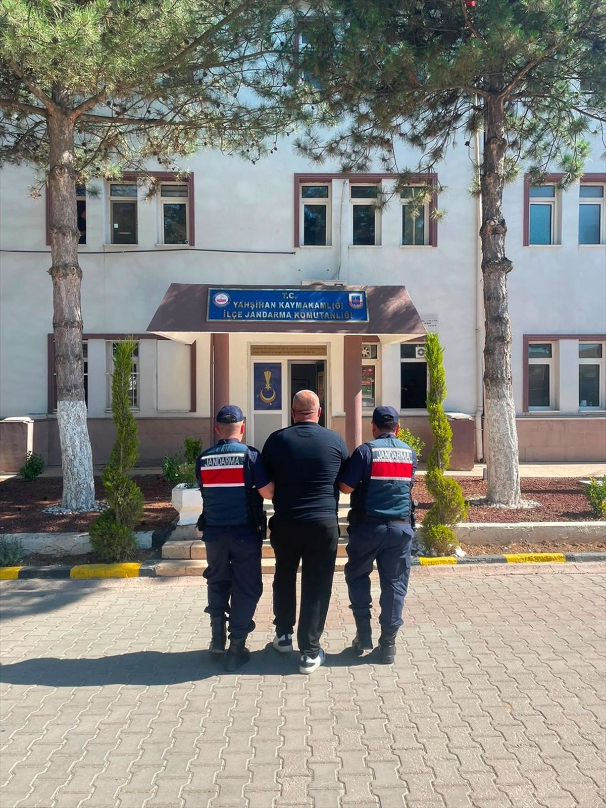 Kırıkkale'de 2 firari hükümlü yakalandı