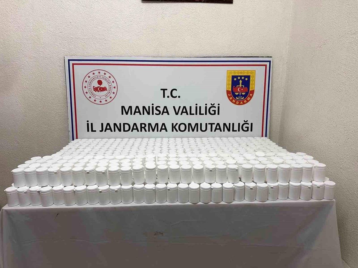 Manisa'da jandarmadan suç örgütlerine ve uyuşturucuya ağır darbe
