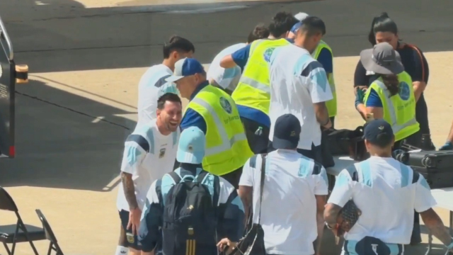 The moment Messi burst into laughter at the giant lighter in Romero's suitcase
