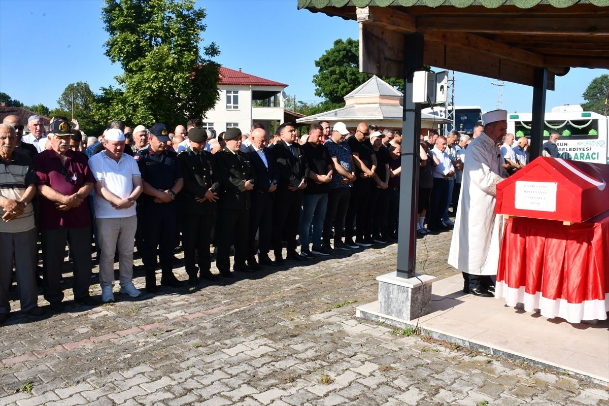 Samsun'da vefat eden Kıbrıs gazisi son yolculuğuna uğurlandı