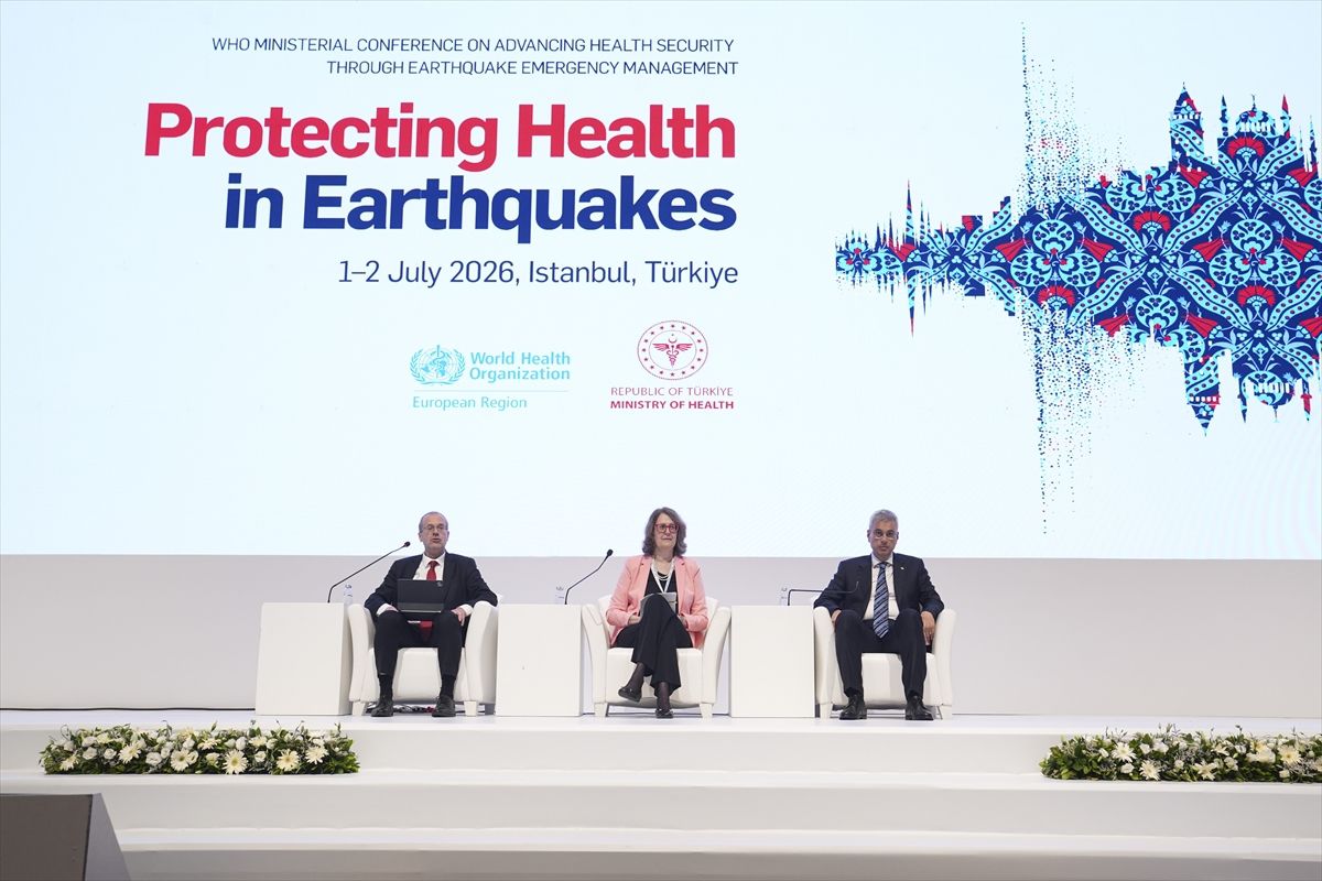 DSÖ Bakanlar Konferansı İstanbul'da Devam Ediyor